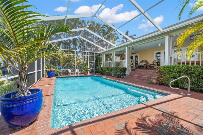 Image No.44-4 Bed Property for sale