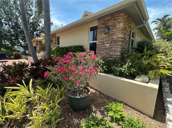 Image No.55-4 Bed Property for sale