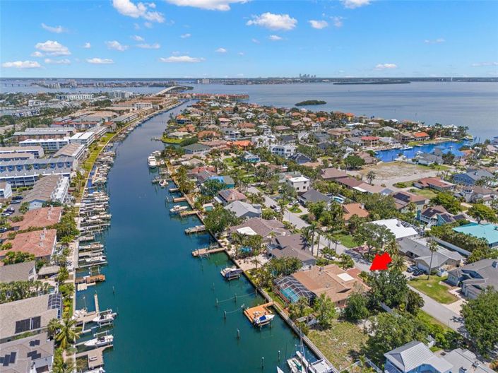 Image No.58-4 Bed Property for sale