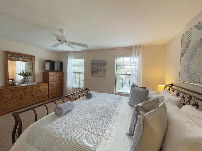 Image No.27-4 Bed Property for sale