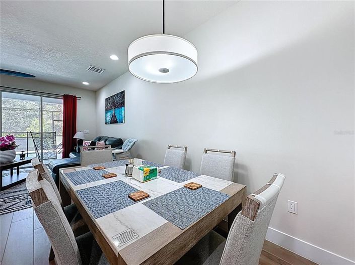 Image No.15-4 Bed Townhouse for sale