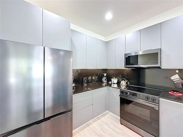 Image No.25-4 Bed Townhouse for sale