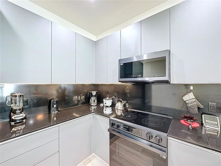 Image No.27-4 Bed Townhouse for sale