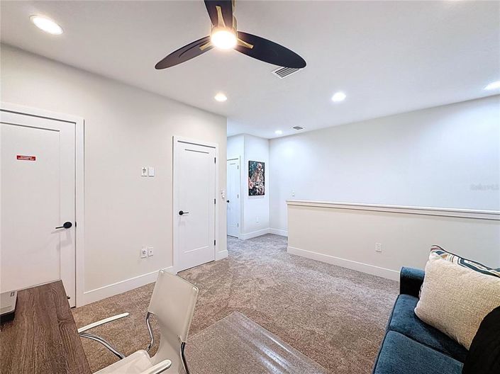 Image No.33-4 Bed Townhouse for sale