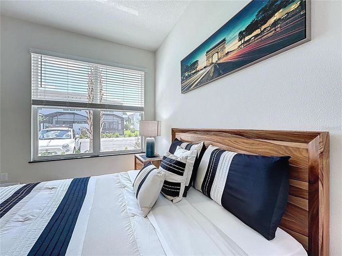 Image No.57-4 Bed Townhouse for sale