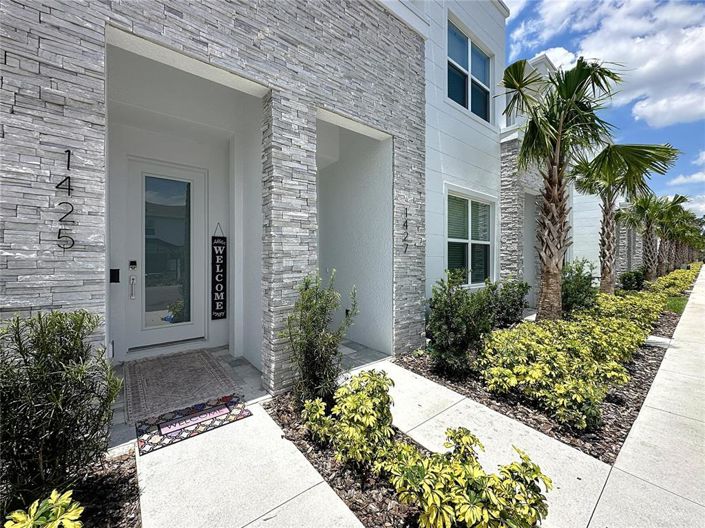 Image No.9-4 Bed Townhouse for sale