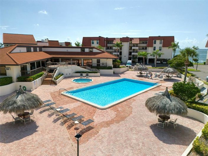 Image No.10-2 Bed Townhouse for sale