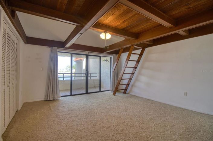 Image No.24-2 Bed Townhouse for sale