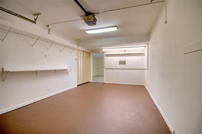 Image No.29-2 Bed Townhouse for sale