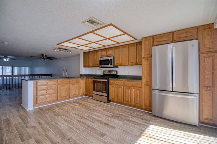 Image No.3-2 Bed Townhouse for sale