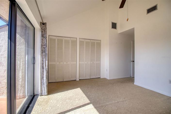 Image No.36-2 Bed Townhouse for sale