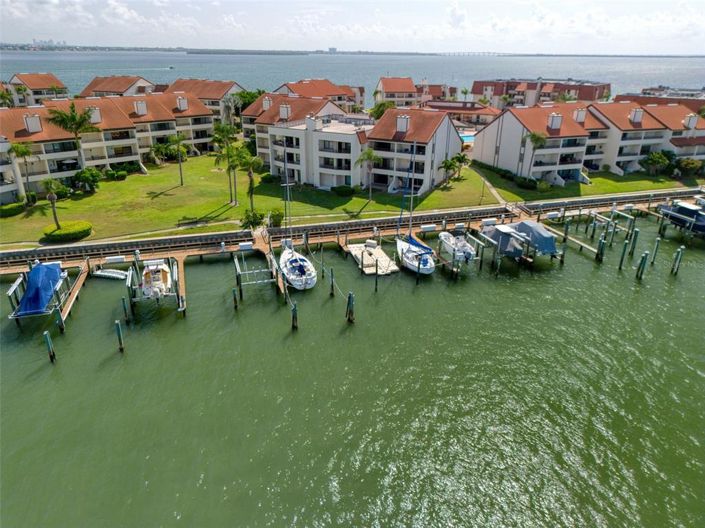 Image No.48-2 Bed Townhouse for sale