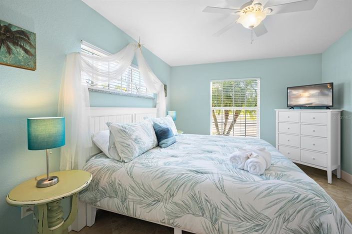 Image No.19-3 Bed Property for sale