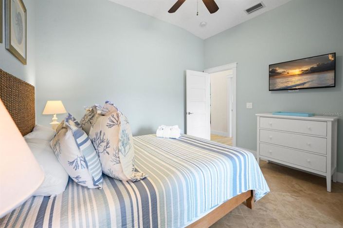 Image No.25-3 Bed Property for sale