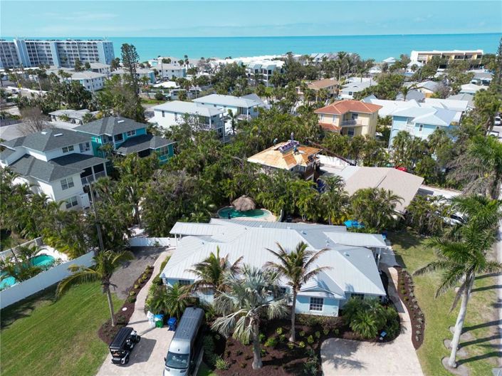 Image No.42-3 Bed Property for sale