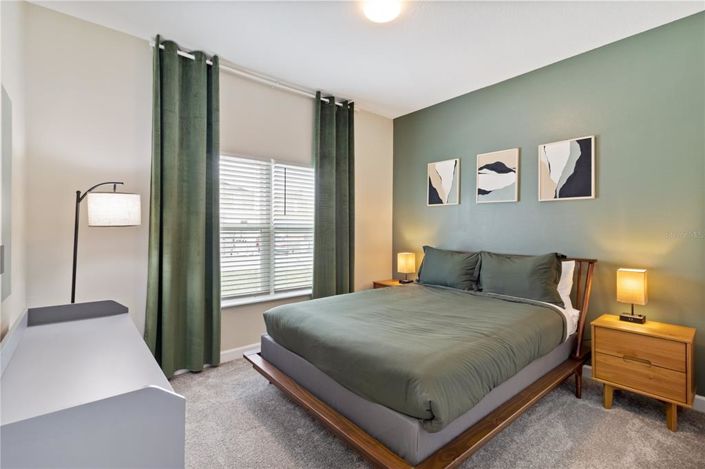 Image No.14-5 Bed Townhouse for sale