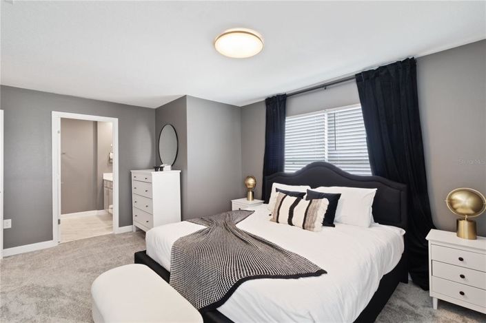 Image No.20-5 Bed Townhouse for sale