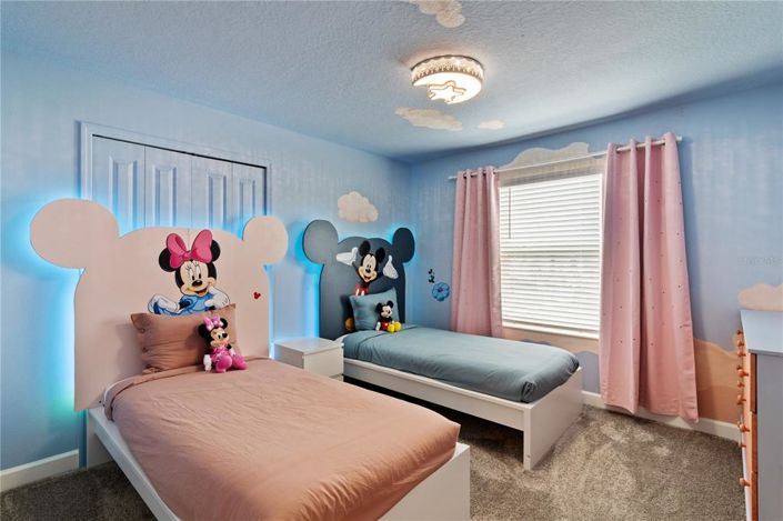 Image No.24-5 Bed Townhouse for sale