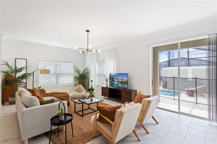 Image No.4-5 Bed Townhouse for sale