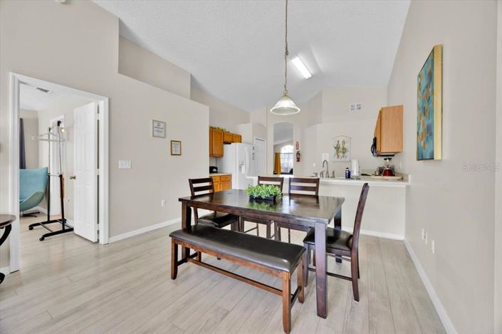 Image No.13-4 Bed Property for sale