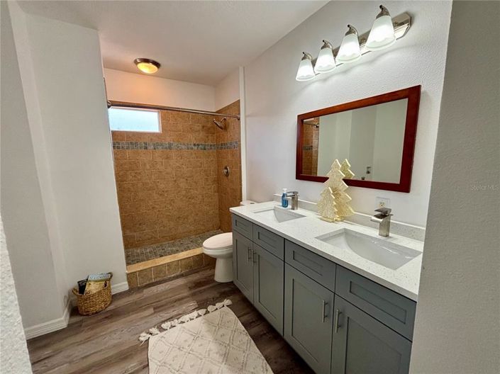 Image No.14-2 Bed Property for sale