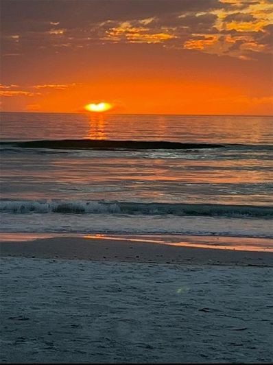 Image No.3-2 Bed Property for sale