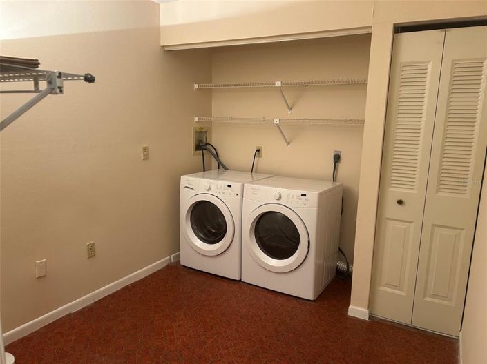 Image No.24-2 Bed Townhouse for sale