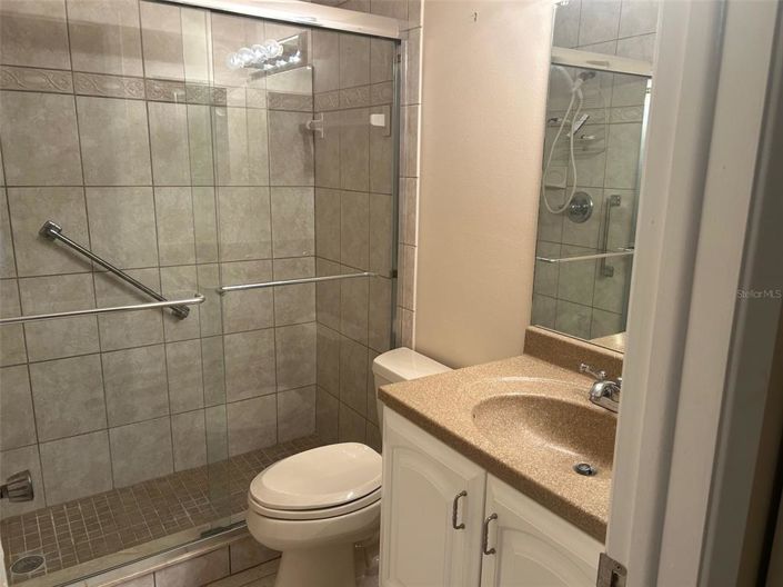 Image No.30-2 Bed Townhouse for sale