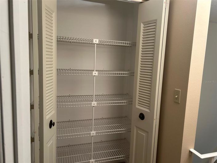 Image No.31-2 Bed Townhouse for sale