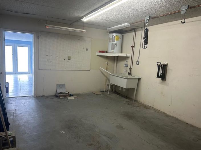 Image No.35-2 Bed Townhouse for sale