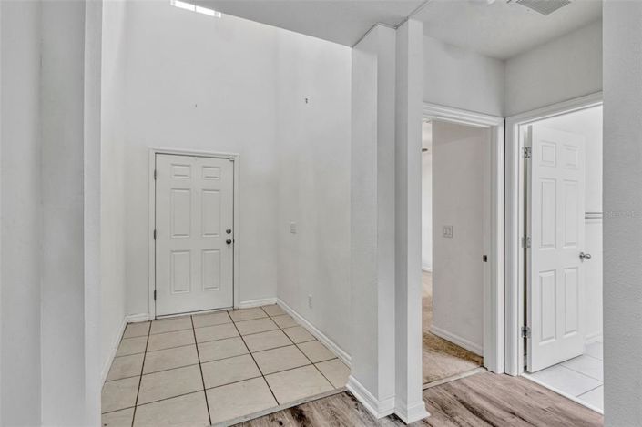 Image No.10-5 Bed Property for sale