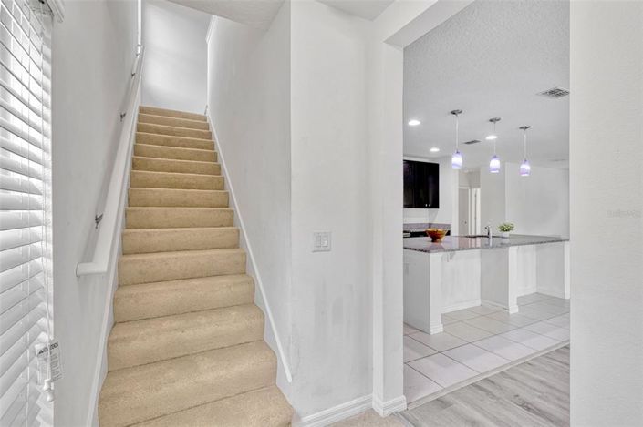 Image No.15-5 Bed Property for sale