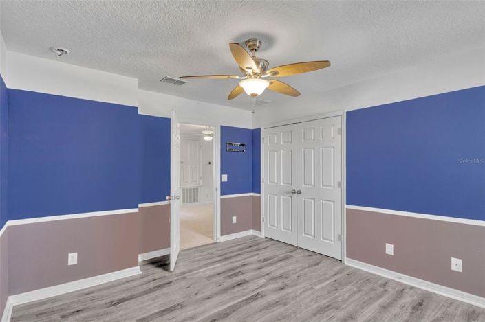 Image No.19-5 Bed Property for sale