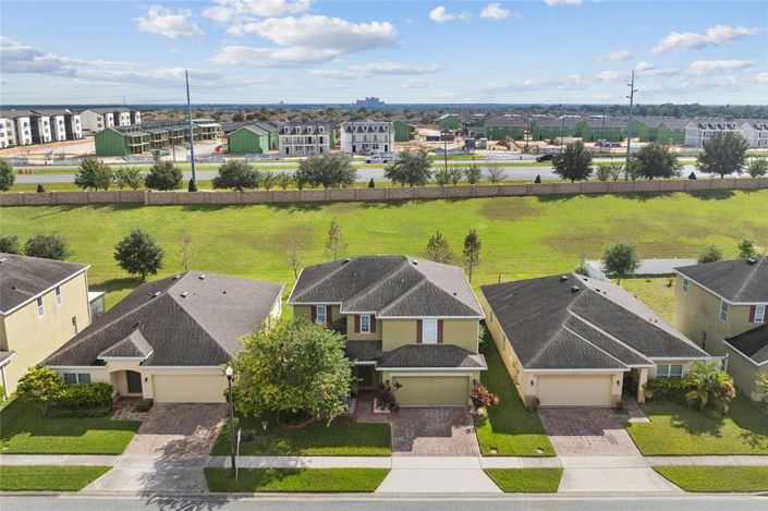 Image No.38-5 Bed Property for sale