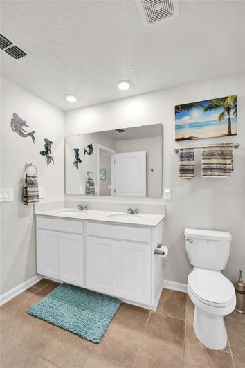 Image No.15-3 Bed Property for sale