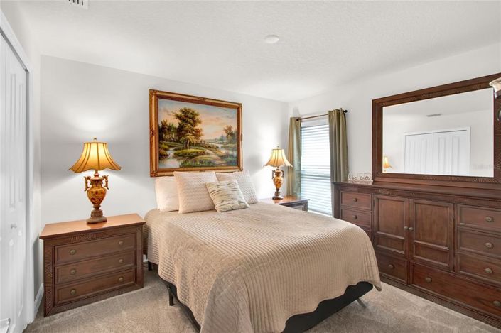 Image No.17-3 Bed Property for sale