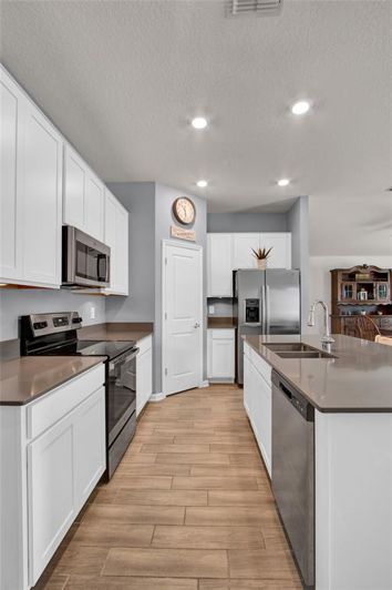 Image No.6-3 Bed Property for sale