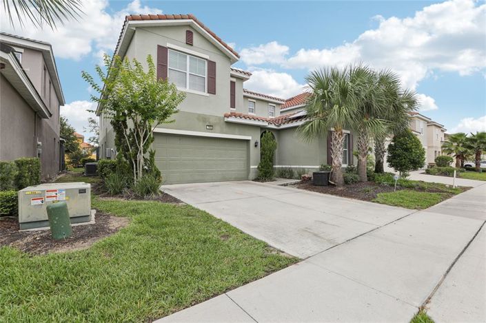 Image No.2-7 Bed Property for sale