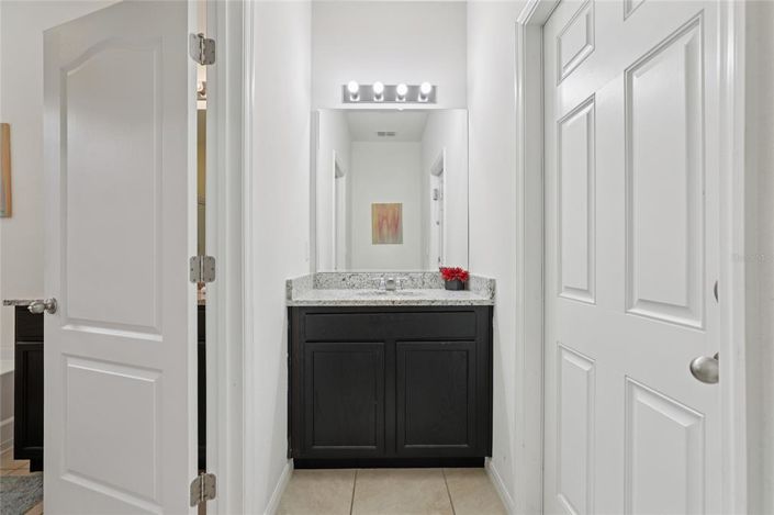 Image No.24-7 Bed Property for sale