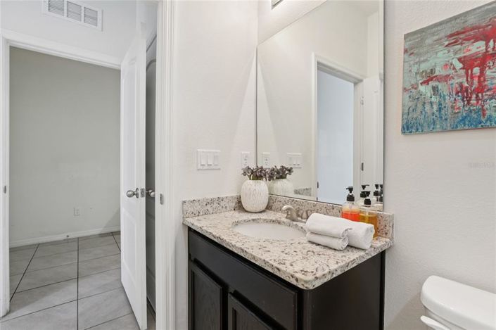 Image No.28-7 Bed Property for sale