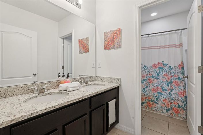 Image No.37-7 Bed Property for sale