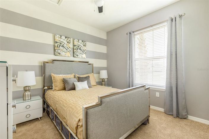 Image No.15-8 Bed Property for sale