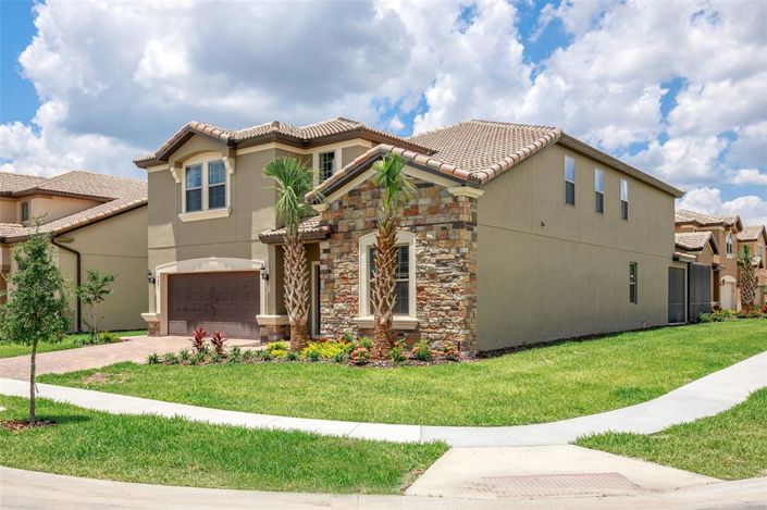 Image No.2-8 Bed Property for sale