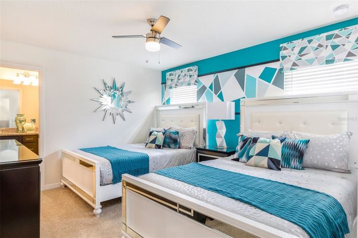 Image No.31-8 Bed Property for sale