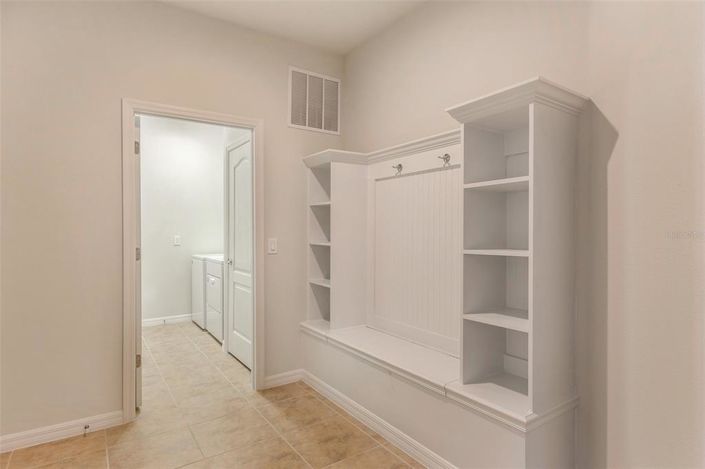 Image No.35-8 Bed Property for sale