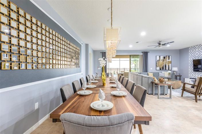 Image No.9-8 Bed Property for sale