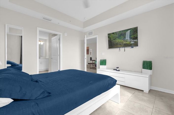 Image No.19-2 Bed Property for sale