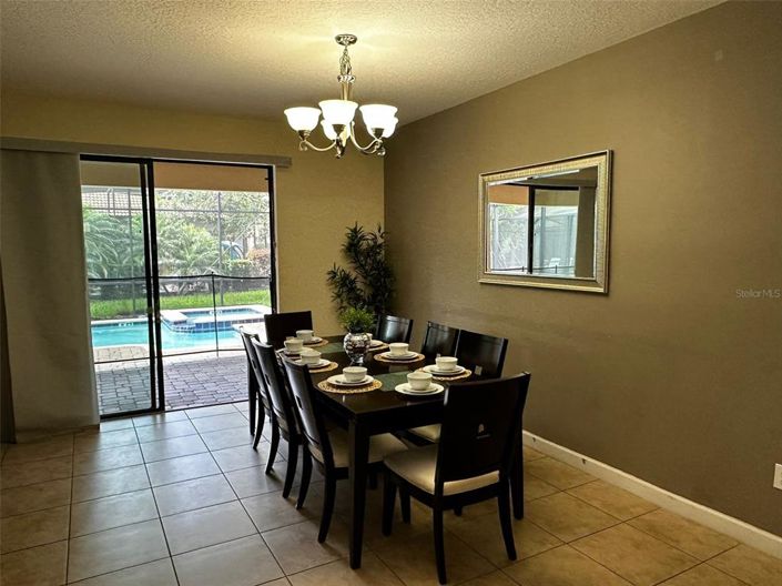 Image No.17-7 Bed Property for sale