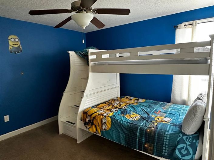 Image No.24-7 Bed Property for sale