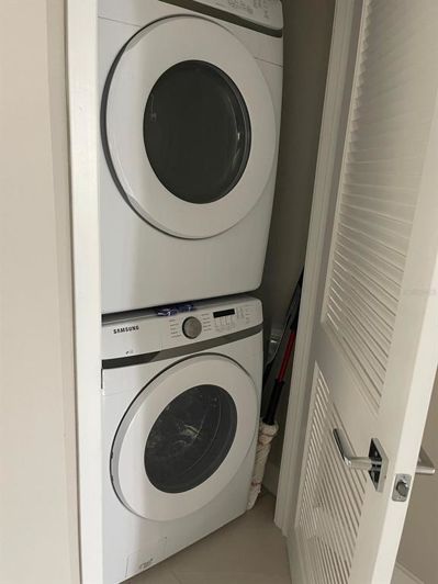 Image No.19-3 Bed Property for sale